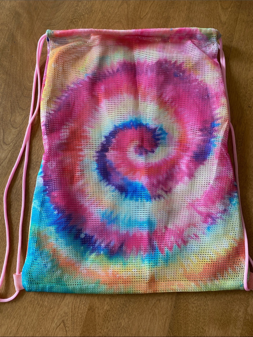 Tie-Dye Pink Multicolor Mesh Drawstring Backpack - Picture 4 of 5